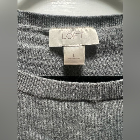 Loft Size Medium 3/4 Sleeve Gray Sweater - Picture 2 of 3